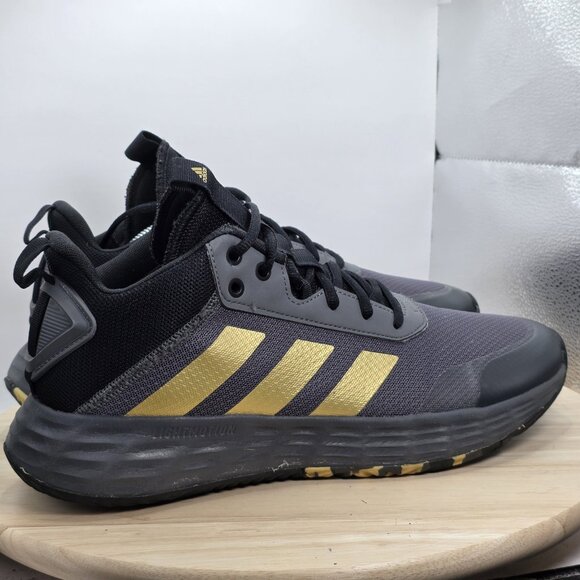 Mens Size 12 - Adidas Own The Game Basketball Shoes Excellent Condition - Picture 3 of 10